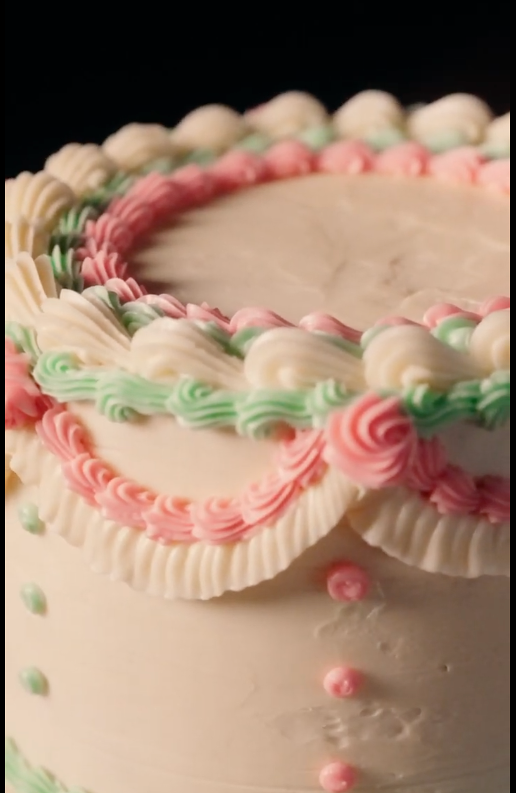 Cake Decorating Class with Mr. Bake
