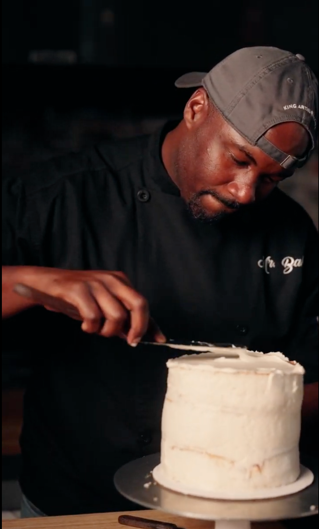 Cake Decorating Class with Mr. Bake