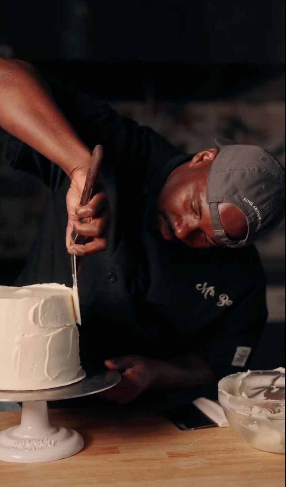 Cake Decorating Class with Mr. Bake
